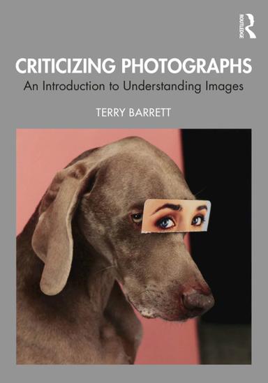 Criticizing Photographs